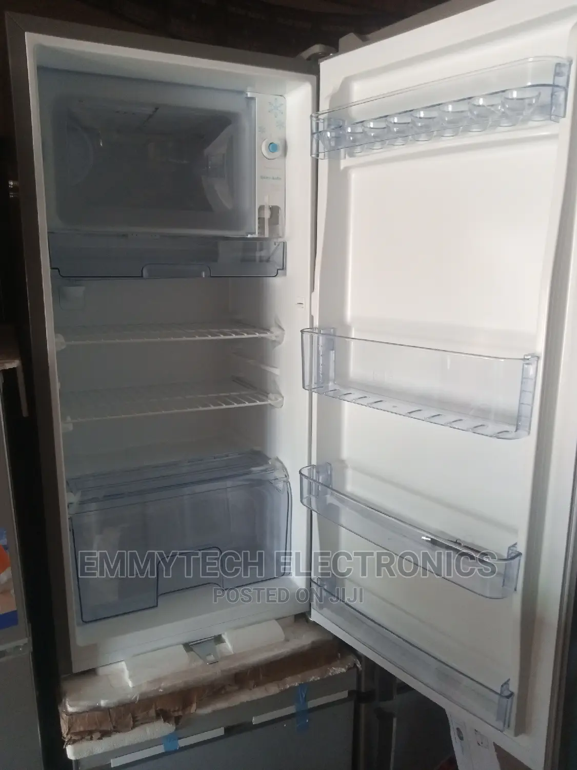 Hisense Refrigerator Rs20