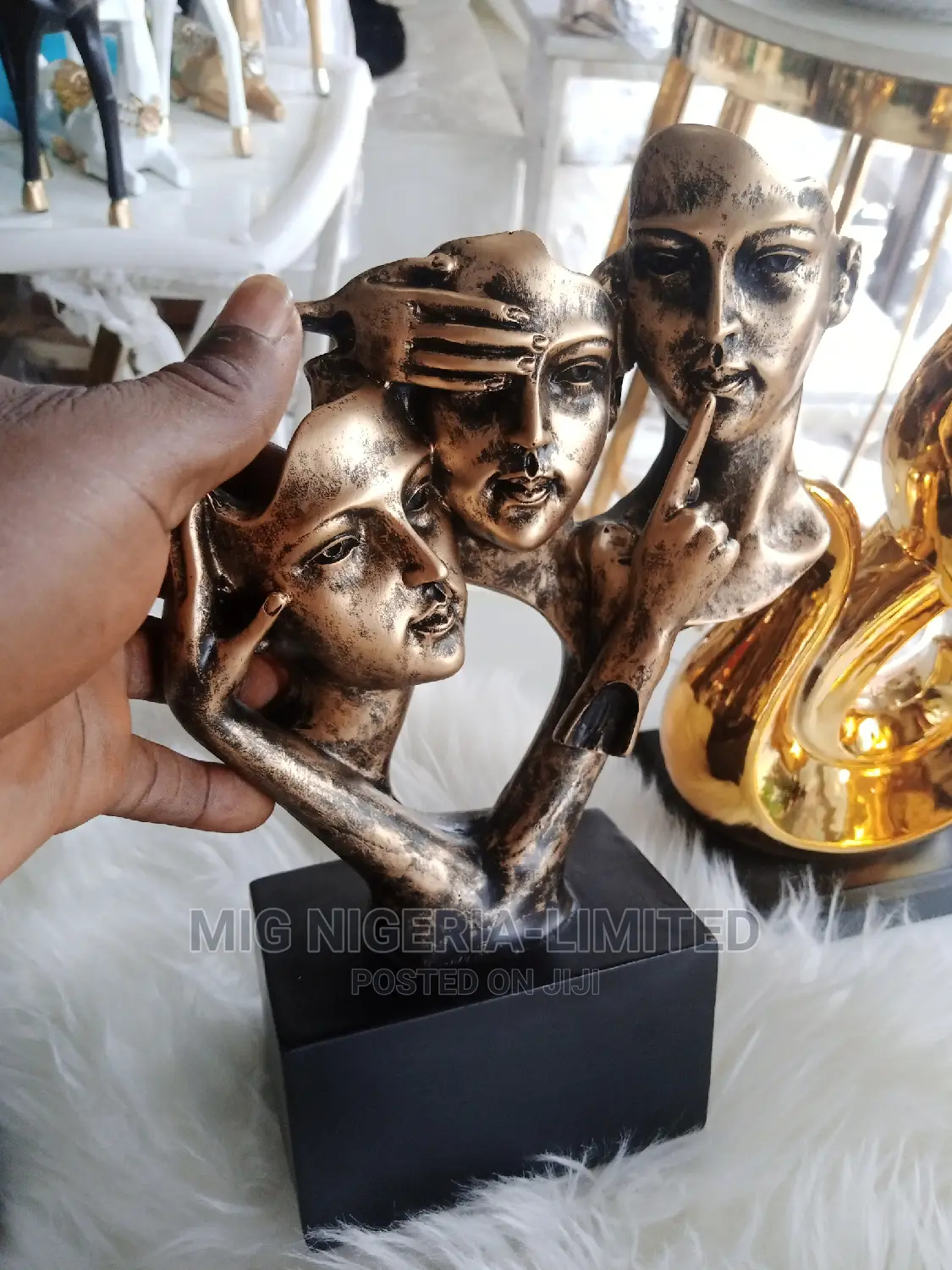 Figurines Shelve Decorations