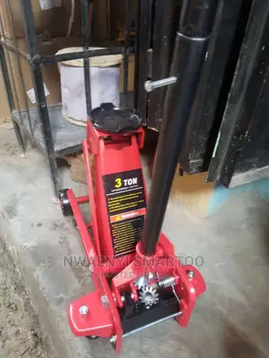 Floor Jack.