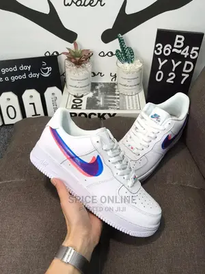 Original Nike Sneakers at Whole Sale Prices