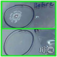 Windscreen Crack Repair Tech/ Auto Glass Replacement