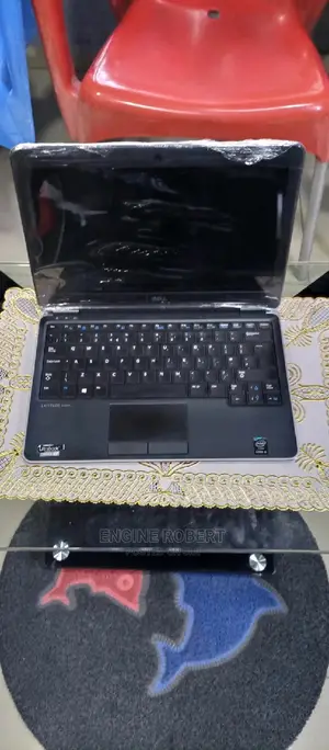 Laptop Dell Latitude E7240 8GB Intel Core I5 SSD 256GB