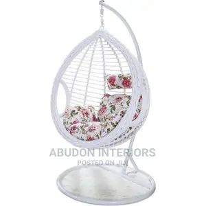 White Hanging Indoor / Outdoor Swing Chair.