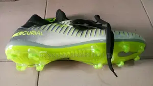 Nike Ankle Soccer Boot Size 45 Nd 44,43,42,41