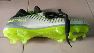 Nike Ankle Soccer Boot Size 45 Nd 44,43,42,41