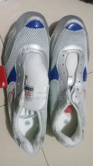 Athleties Running Spike Shoe