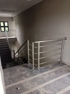 Stainless Rail With 19mm Horizontal Crossing (4lines)