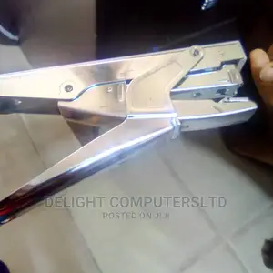 Kangaro Stapler
