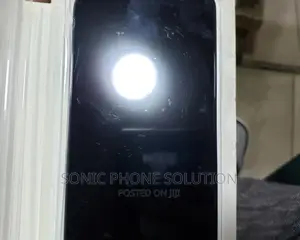 iPhone Xs Screen