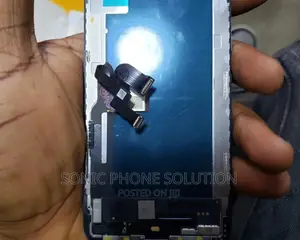 iPhone Xs Screen