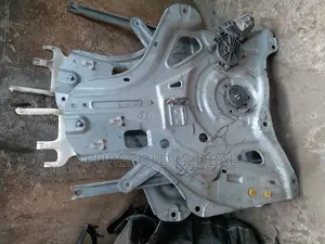 Engine Glass Pan for Hyundai Ix35 2012 Model