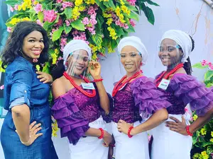 Wedding Coordinator Planner Ushers Hostess