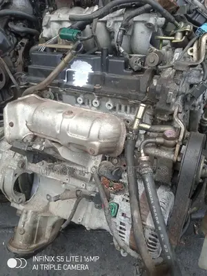 Nissan Pathfinder 3.5l Engine