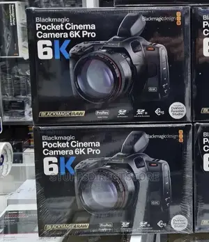 Blackmagic Design Pocket Cinema Camera Pro (Canon Ef)
