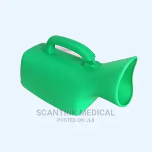 Female Urinal Thickened Plastic 2000ml