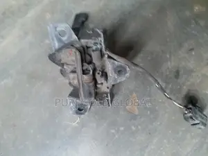 Bonnet Lock for Hyundai Santafe 2008 Model