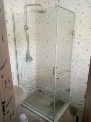 Shower Cubicle Formed