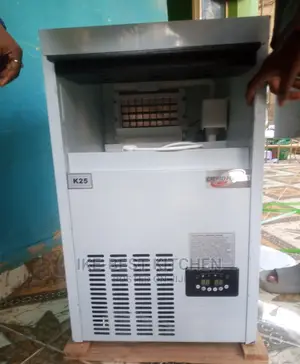 32ice Cube Making Machine