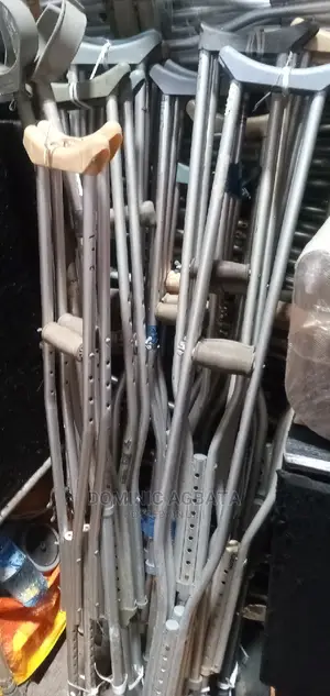 Vertex Auxillary Crutches