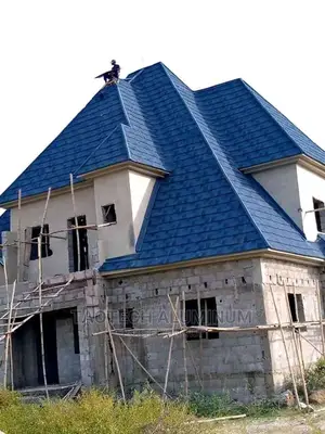 GERALD: Shingle Blue With Black Patch