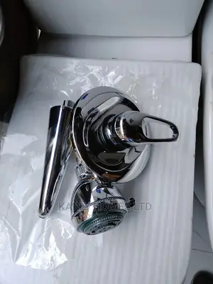 3-Ways Conduit Shower