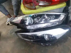 Tucson 2017 Model Headlamp Available