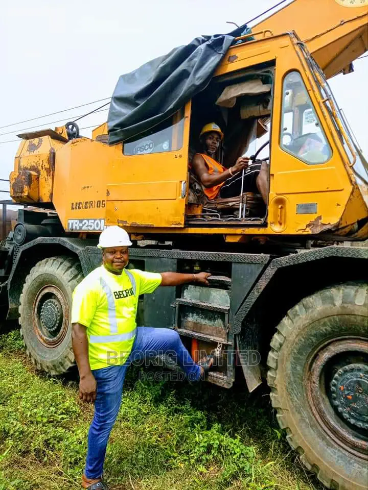 Mobile Crane Operator's Training