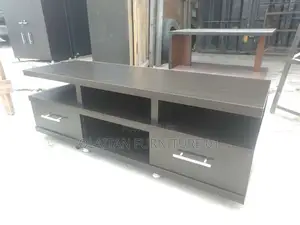 Plastma Tv Console