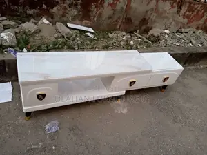 Plastma Tv Console