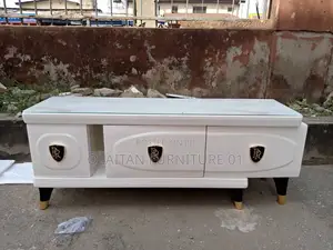 Plastma Tv Console
