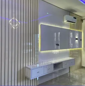 Wall Braket Tv Stand.