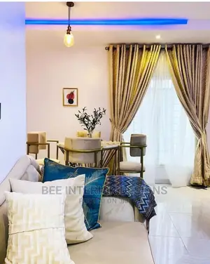 Curtains and Window Blinds