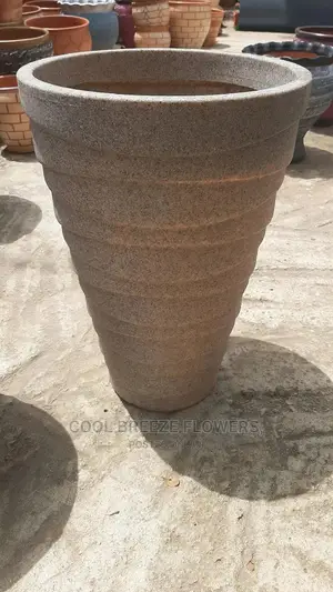 Flower Pots for Indoors and Outdoors Plants