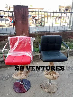 Quality Leather Low Back Rest Bar Stool.