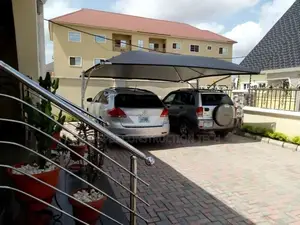 Dubai Two Carport