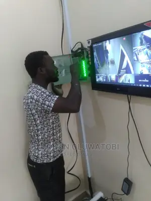 CCTV Installer