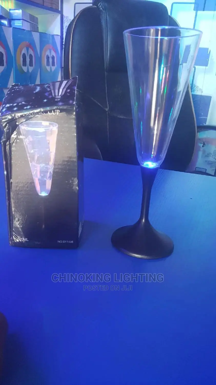 Led Champagne Cup