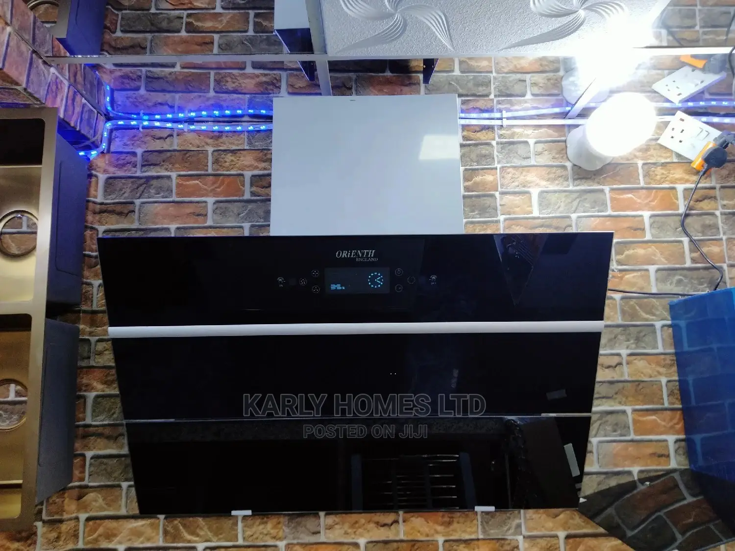 Kitchen Hoods (Extractor)