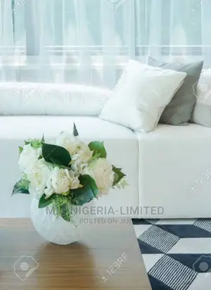 Table Flowers Decorations