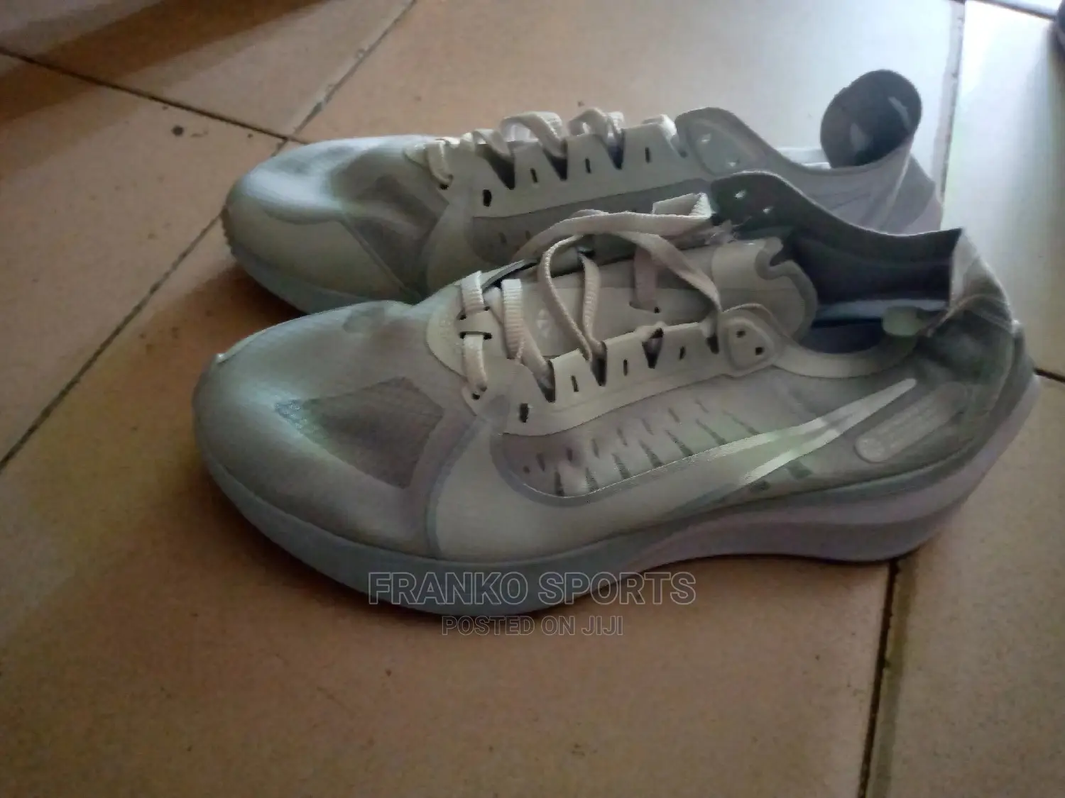 Nike Canvas