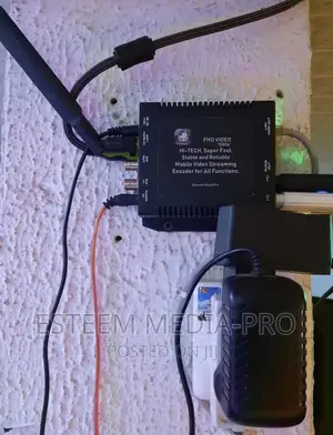 V210 Multiple Sim Cards Networks Bonding Live Video Encoder