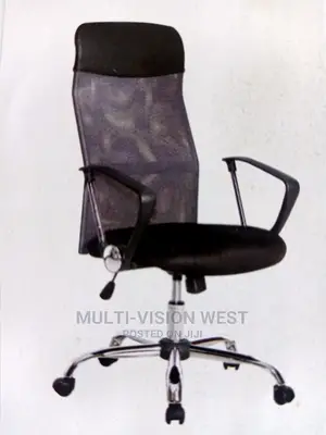 Smart Back M+L Swivel Chair