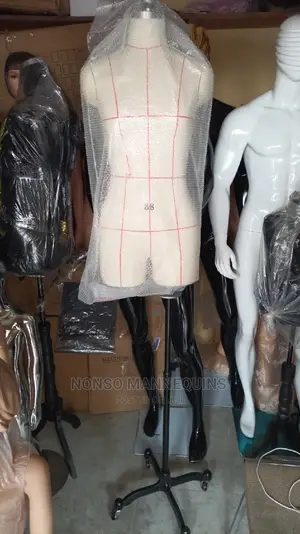 Size 10 Butterfly Professional Dressform Display Stand