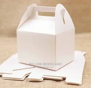 Food Box for Serving Snacks at Events or for Exotic Takeaway