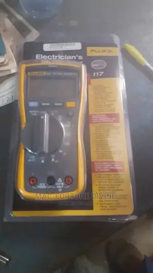 Quality Fluke 117 Handheld Digital Meter.