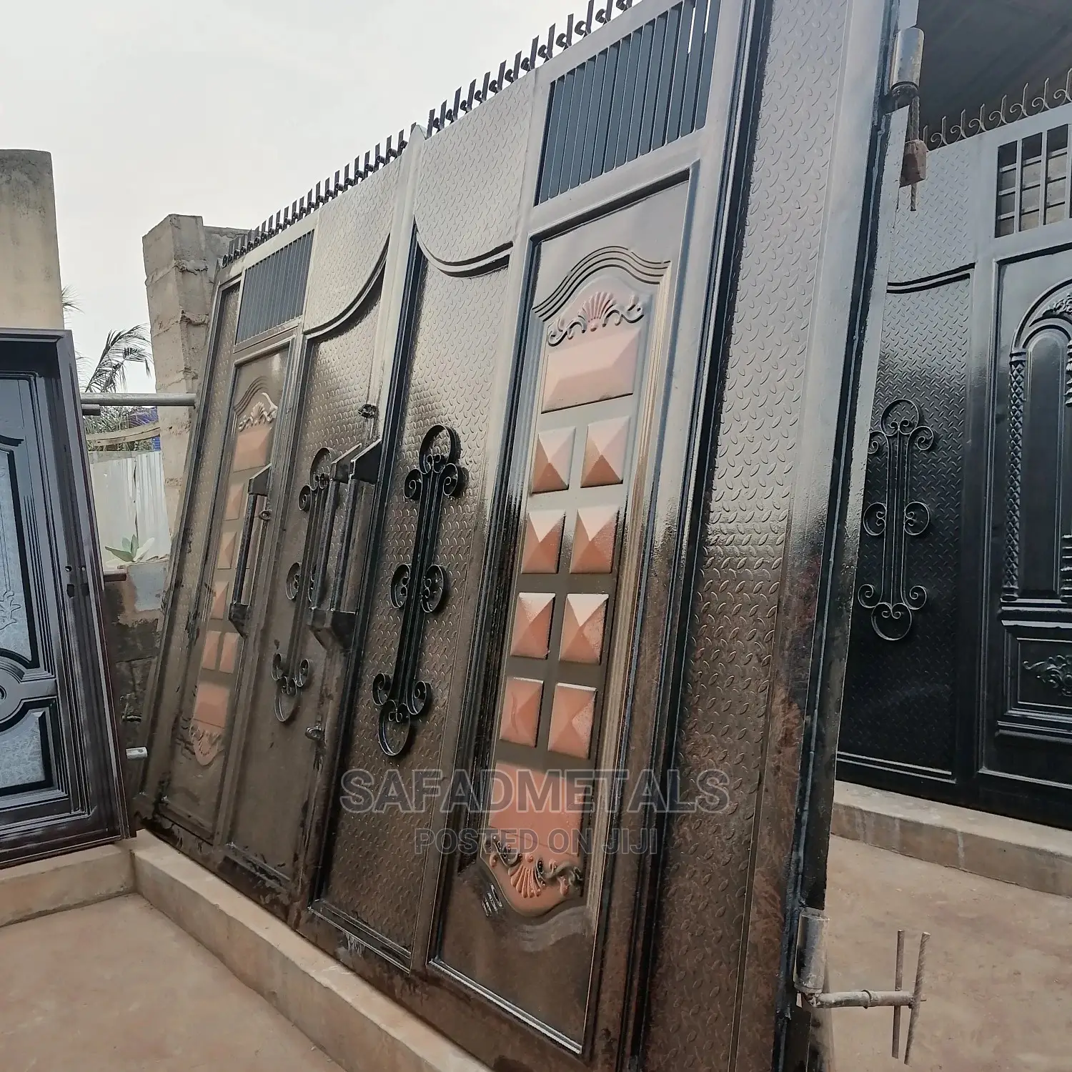 Checker Plate Standard Gate