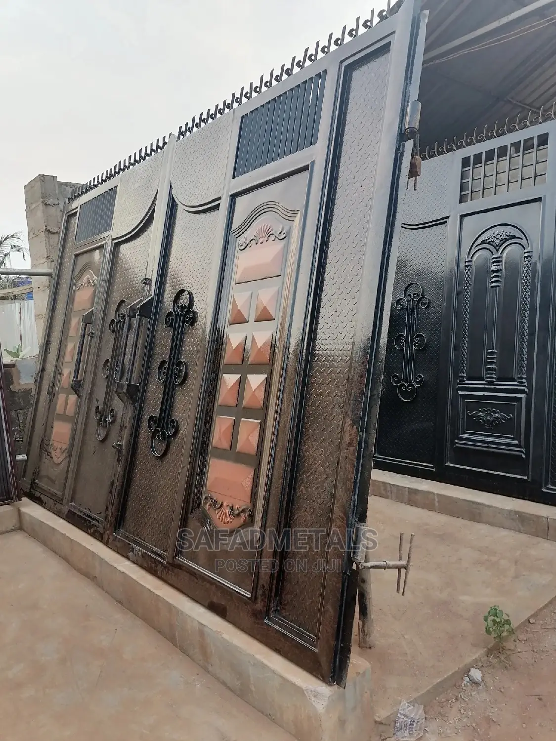 Checker Plate Standard Gate