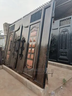 Checker Plate Standard Gate