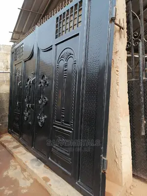 Standard Swing Checker Plate Gate