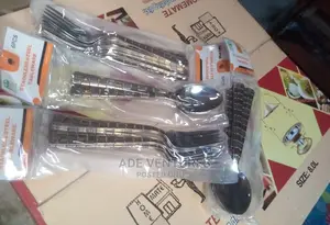 6 Pieces Cutleries.